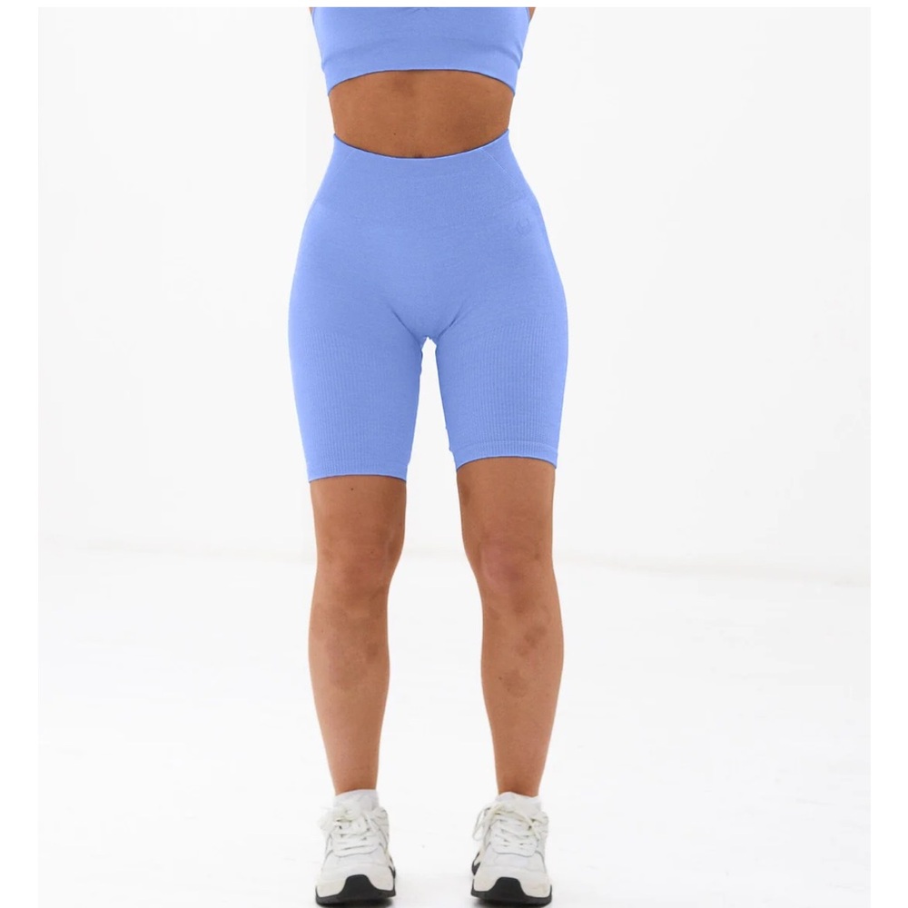 Lazuli Label sculpt scrunch seamless contour shorts
